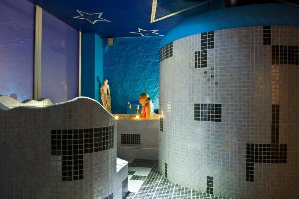 Hotel Grenier Des Grottes Ан-сюр-Лес Екстер'єр фото